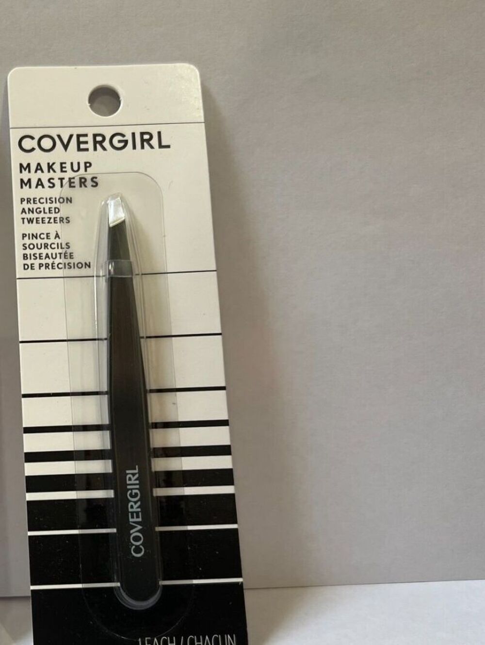 Covergirl Makeup Masters Precision Angled Tweezers Brand New